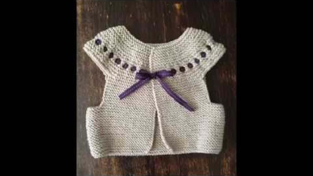42 WOMEN'S CLOTHES