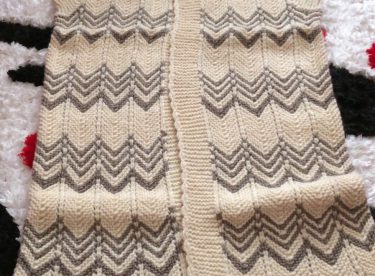 handcrafted knitted vest model 10 / handcrafted knitted vest model
