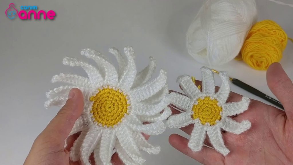 Crochet Daisy Making
