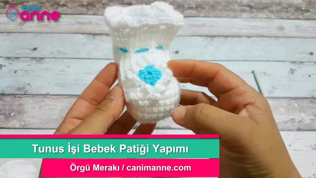 Tunisian Business Baby Paw Making