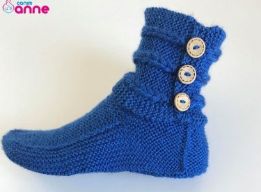 Women’s booties shoes pattern free with two skewers