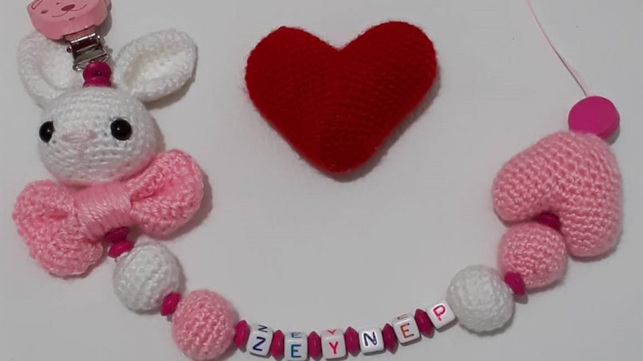 Amigurumi Pacifier Chain Pattern