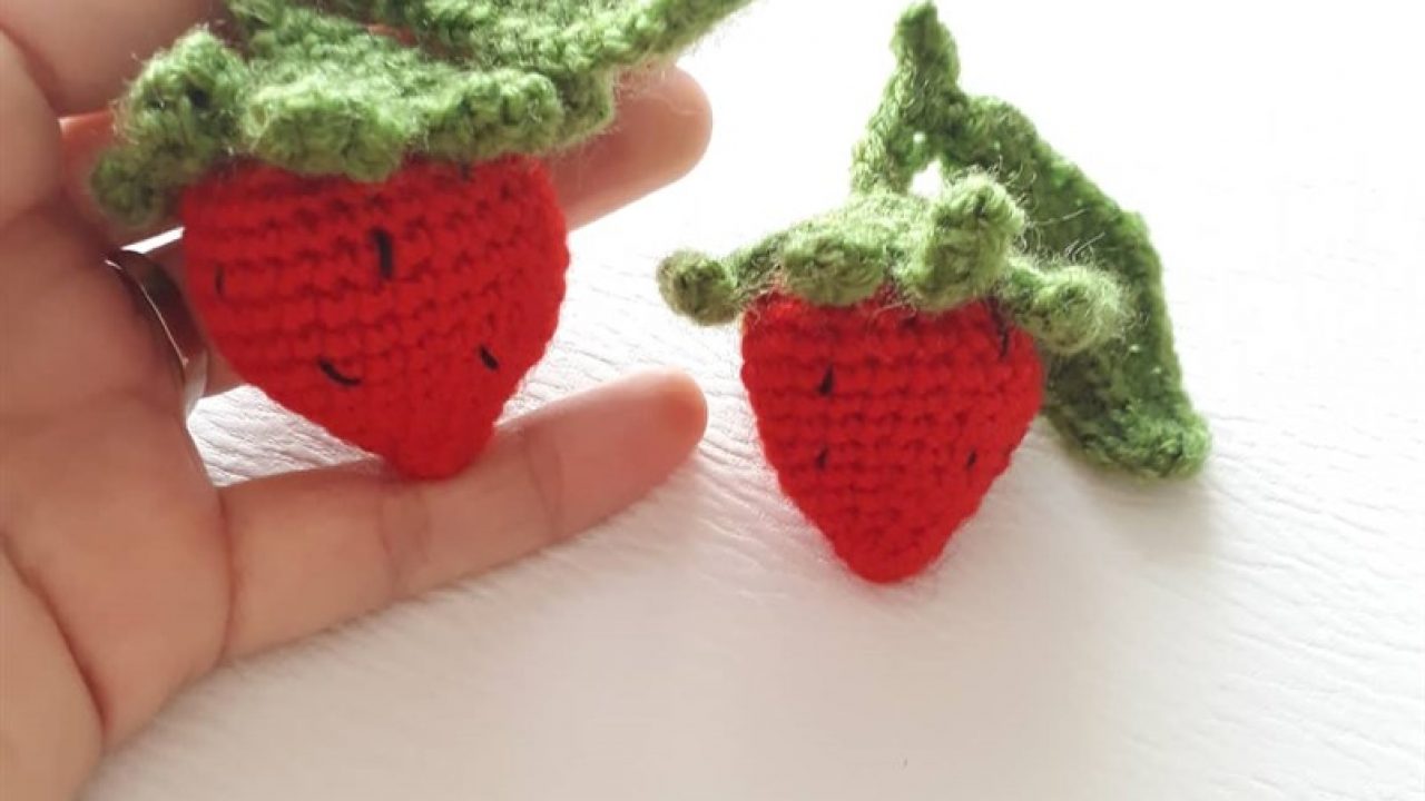 Amigurumi Strawberry Pattern