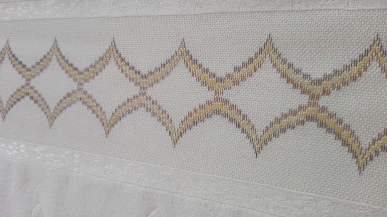 Bargello Towel Processing