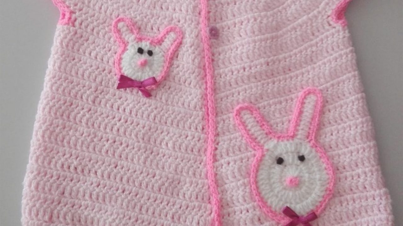 Baby vest pattern with bunny