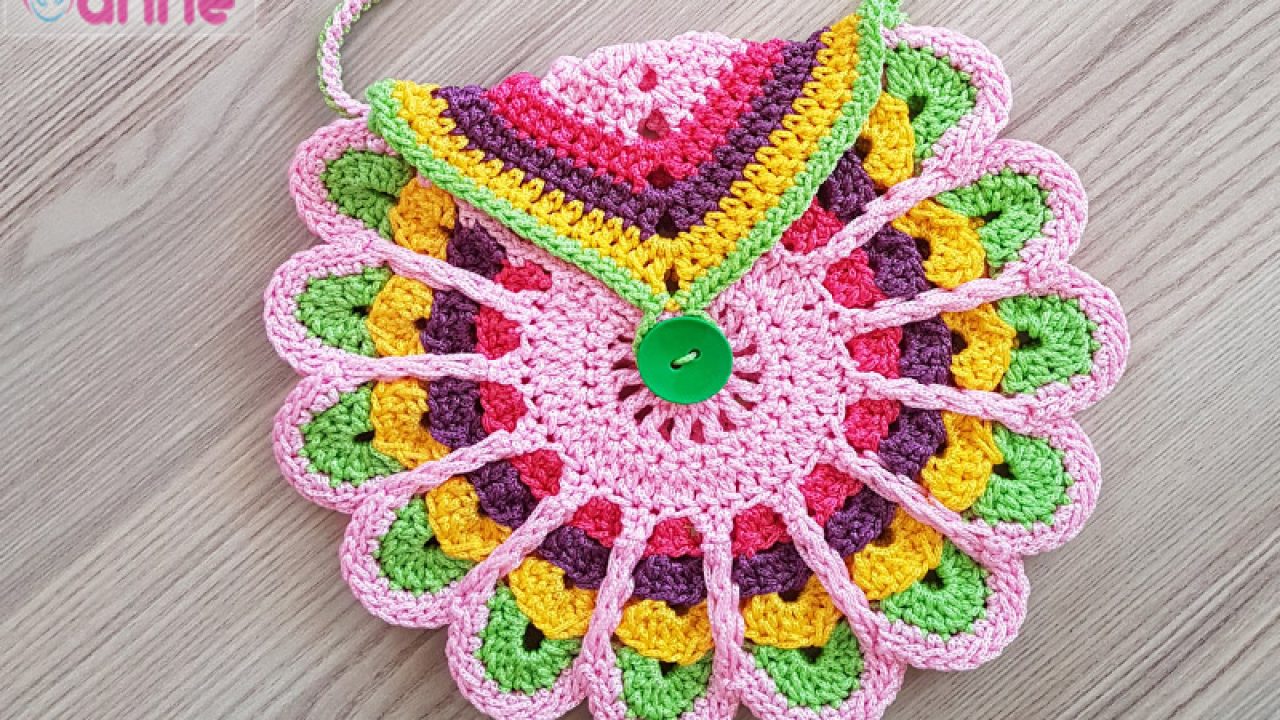 Crochet colorful children bag pattern