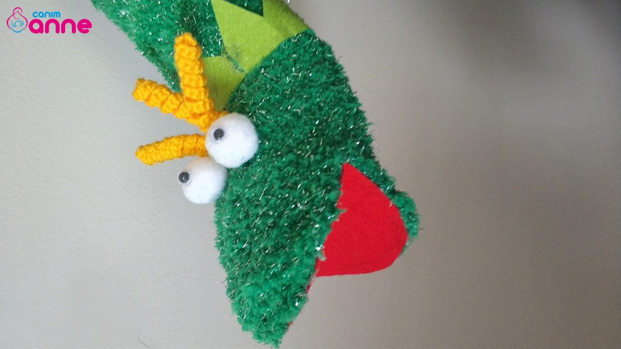Socks from Frog Hand Puppet DIY